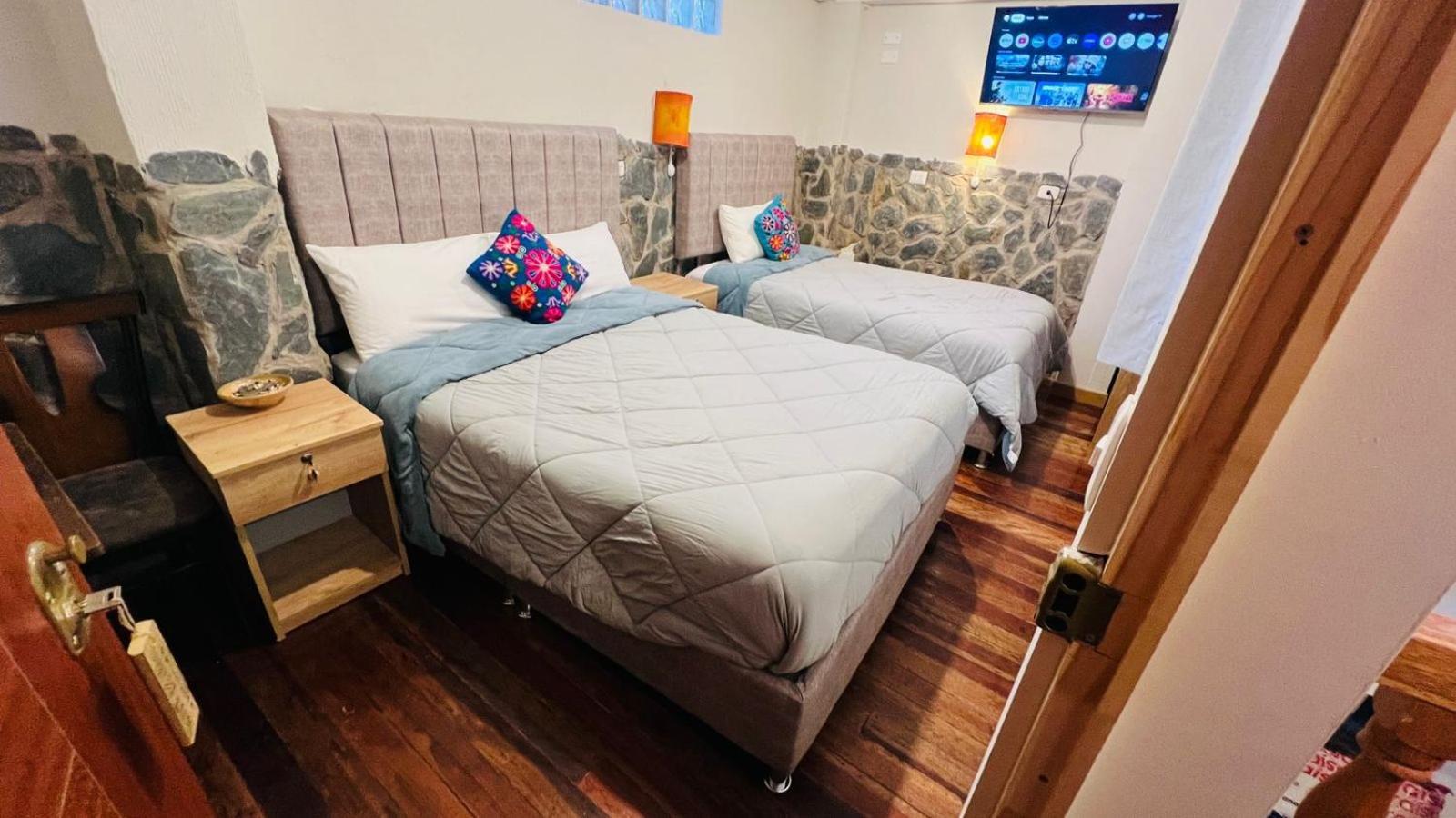 Intikilla Hostal Олантаятамбо Екстериор снимка